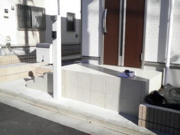 狛江市：Ｍ邸・転落防止（フェンス）設置工事の施工写真
